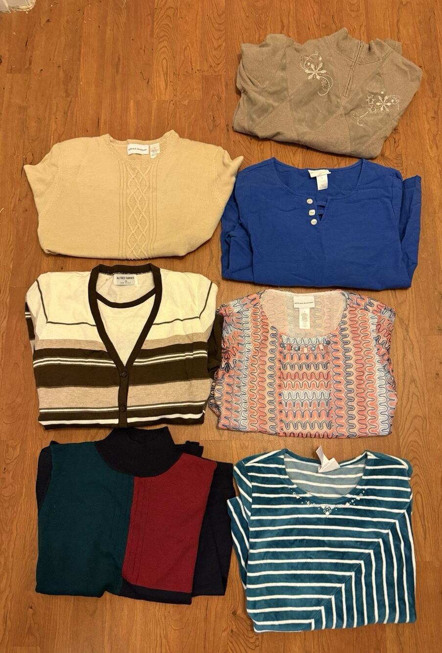 Lot of 7 ALFRED DUNNER Small tops- Multiple colors sleeve lengths sweaters Tops